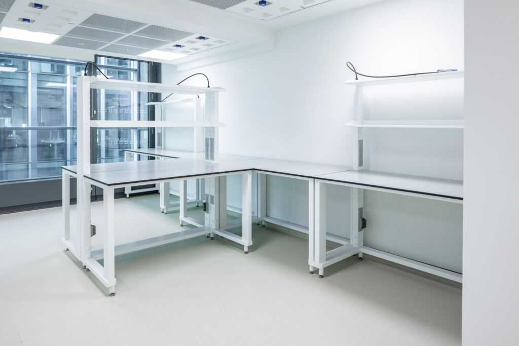 Equipment+BCN-WS_space